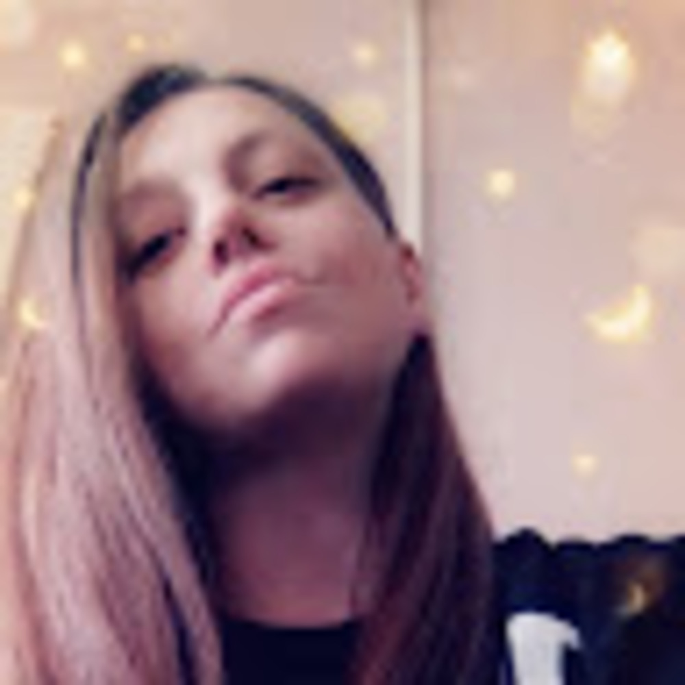 Meet your Posher, Lacey